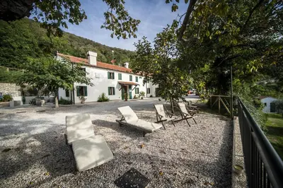 Paesaggio naturale nelle vicinanze dell'agriturismo
