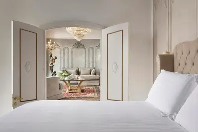 Letto o letti in una camera di Swan DolceVita Prestige Stay - Canal View & Exclusive Experience
