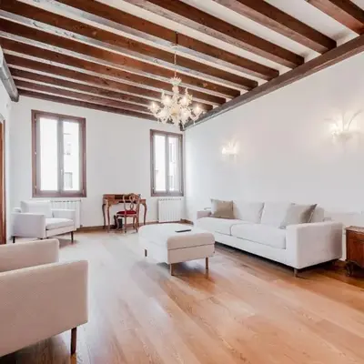 GuestHost - Elegant Apartment near Piazza San Marco