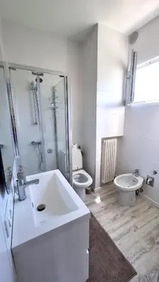 Bagno di Flat in Treviso near Train Station