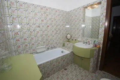 Bagno di Palazzo Altinate - Note di Piano
