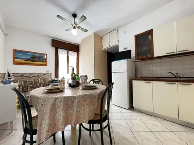 Cucina o angolo cottura di Renovated apartment in Rosolina