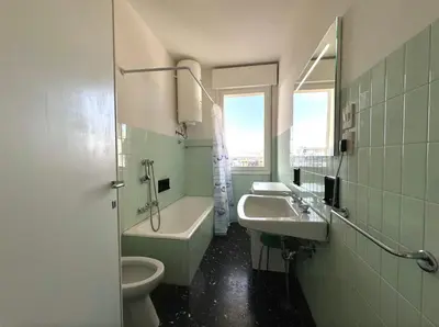 Bagno di Condominio Marinella - Carraro Immobiliare - Family Apartments