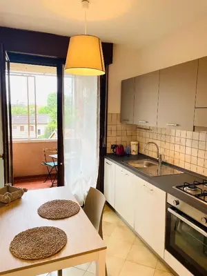 Cucina o angolo cottura di Accogliente appartamento in centro