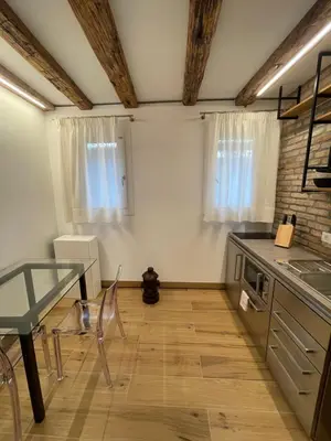 Cucina o angolo cottura di Loft for couples close to the Ghetto