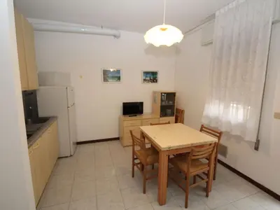 Cucina o angolo cottura di Apartment Casa Lucia-1 by Interhome