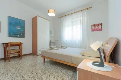 Letto o letti in una camera di Jesolo Lido Free Parking - 4 Guests - Near Beach - app 1
