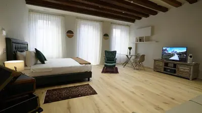 TV o dispositivi per l'intrattenimento presso Diana's luxury guest house