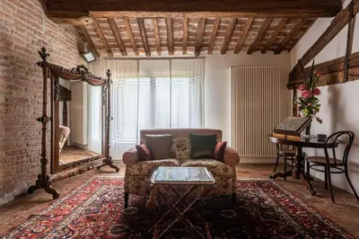 Area soggiorno di Scuderia Country Mansion 3300SquareFeet