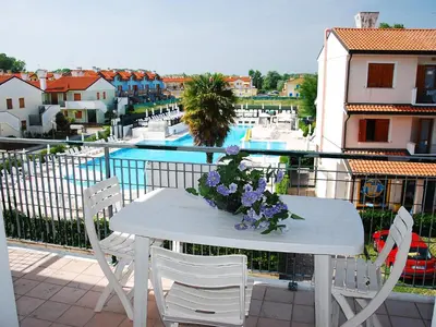 Piscina di Apartment Mediterraneo-1 by Interhome o nelle vicinanze
