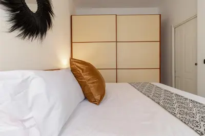 Letto o letti in una camera di CALCEDONIO House by Sleep in MURANO
