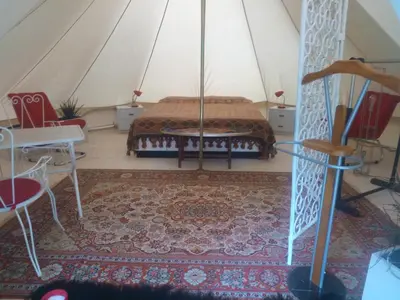 Letto o letti in una camera di terrebio Glamping