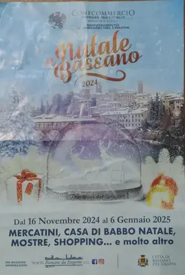 Certificato, attestato, insegna o altro documento esposto da Civico 55b