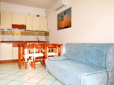 Cucina o angolo cottura di Apartment Solmare-8 by Interhome
