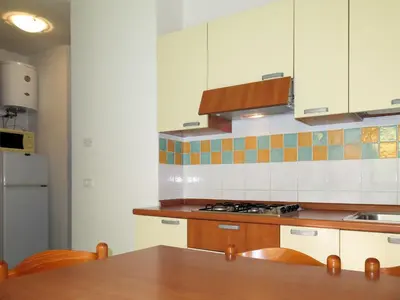 Cucina o angolo cottura di Apartment Solmare-8 by Interhome