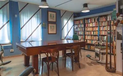 Biblioteca nell'appartamento