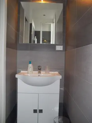 Bagno di Attico Biennale Venezia Nuovissimo