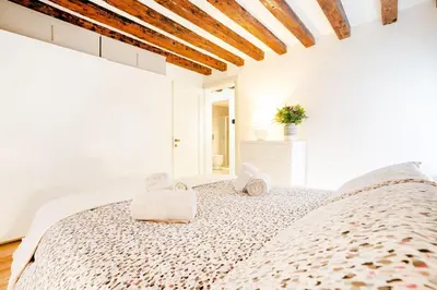 Letto o letti in una camera di Nel cuore del distretto dei Musei - design e stile