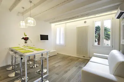TV o dispositivi per l'intrattenimento presso Ca Forner - Cannaregio Apartment by Wonderful Italy