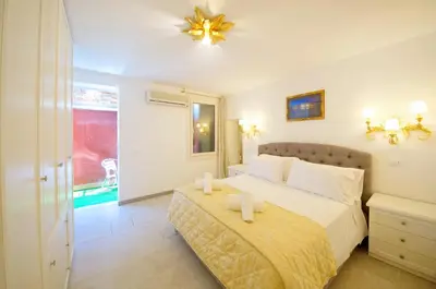 Letto o letti in una camera di DolceVita Apartments N 521