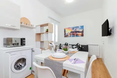 Cucina o angolo cottura di GuestHost - Casa Barbara near Venice free park
