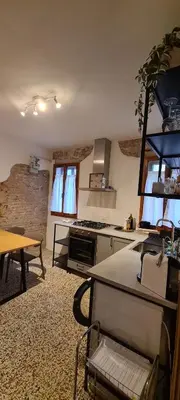 Cucina o angolo cottura di Tra le Calli di Chioggia ed il mare di Sottomarina