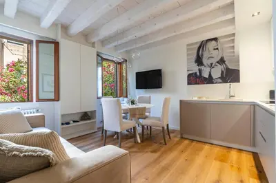 TV o dispositivi per l'intrattenimento presso Angel's Luxury House
