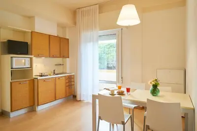 Cucina o angolo cottura di Aparthotel La Pineta