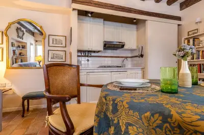 Cucina o angolo cottura di Zero Stairs + Canal View