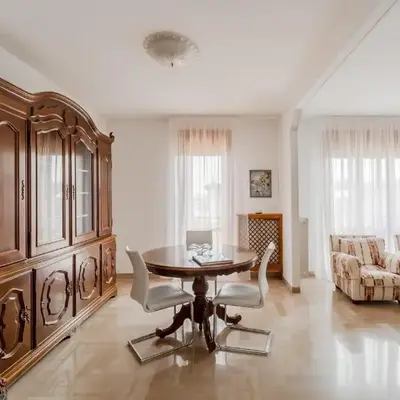 GuestHost - Ida Apartment near the Station!
