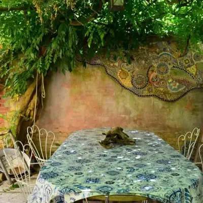 Secret Garden in Lido