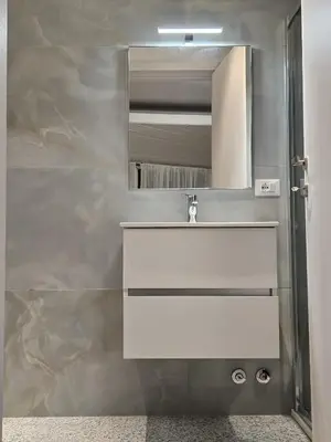 Bagno di MMM HOME Train Station 2