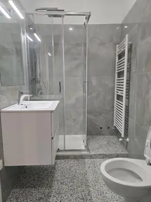Bagno di MMM HOME Train Station 2
