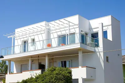 Balcone o terrazza di Elsa 2 camere da letto vista spiaggia
