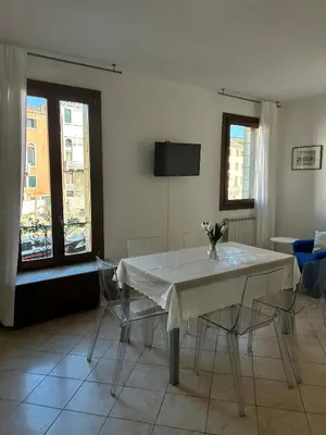 TV o dispositivi per l'intrattenimento presso Venice Canal Stay