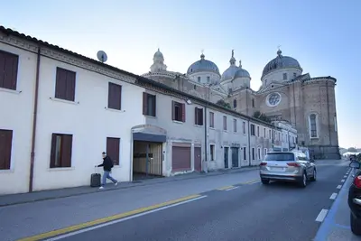 Il quartiere o una zona nella vicinanze dell'appartamento