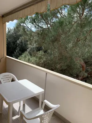 Balcone o terrazza di Beautifully renovated flat with shared pool