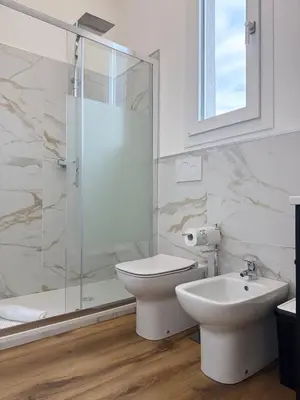Bagno di Infinity House - Eleganza Moderna tra Treviso e Venezia