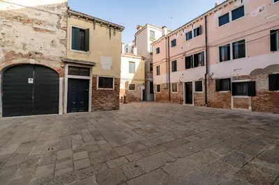 Il quartiere o una zona nella vicinanze dell'appartamento
