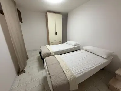 Letto o letti in una camera di Family home with private garden and terrace
