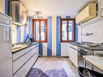 Cucina o angolo cottura di Holiday Home La Casa di Lu' by Interhome