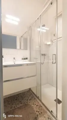 Bagno di Appartamento a due passi dalla spiaggia Apartment Just Steps from the Beach