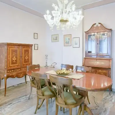 QUEEN HOME Gabrielle