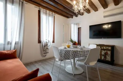 TV o dispositivi per l'intrattenimento presso VeNICe Cera Ca' De La Mandola