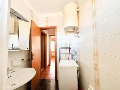 Bagno di Piscina, Vicino al Mare RESIDENCE EQUILIO
