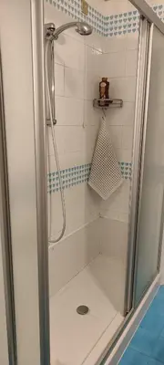 Bagno di Camera doppia con bagno e terrazza