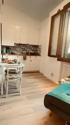 Cucina o angolo cottura di Wisteria Apartment