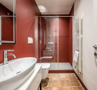 Bagno di Apt Window on Venice