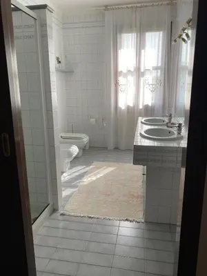 Bagno di Betty House