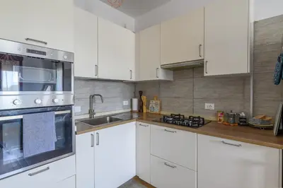 Cucina o angolo cottura di LA MAR Apartment Viareggio
